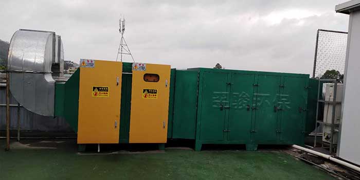 塑料廠注塑車間廢氣處理設(shè)備安裝